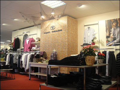 Neugestalltung Modegesch&auml;ft, Denkmalplatz 5, in 04910 Elsterwerda